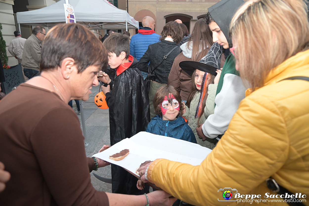 VBS_6777 - Halloween in piazza 2023.jpg